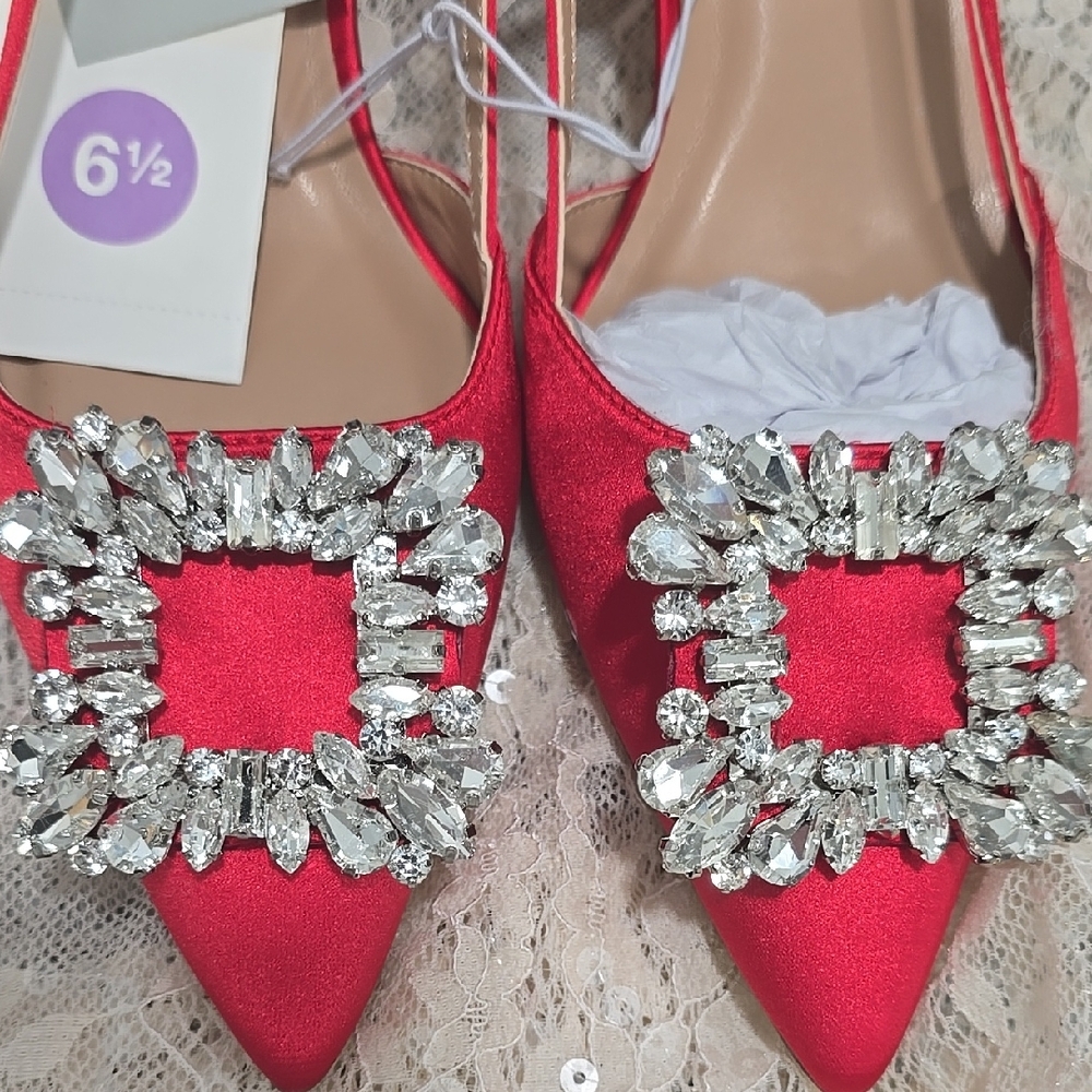 Glamorous Red Heels with Crystal Brooch